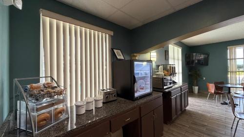 Eten en drinken, Super 8 by Wyndham Marianna I-10 in Marianna (Florida)