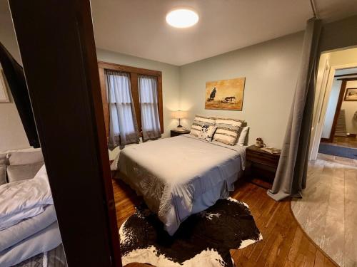 Parkside Farm Farmhouse 5 beds, 2 baths Farmstay in Byron Center in Byron Center, USA