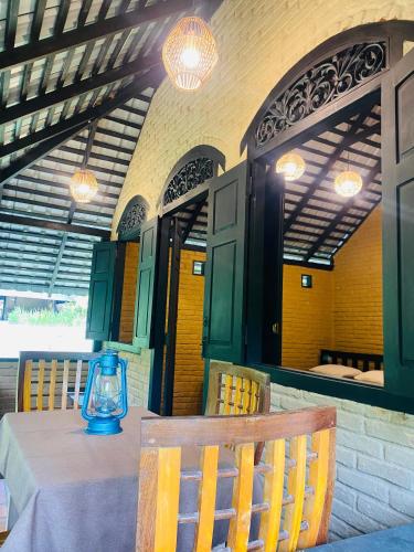 Iekārtas, Black Hut Eco Resort Belihuloya in Rathnapura