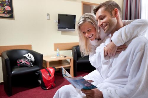Hotel-Pension Am Schwanenteich - image 11