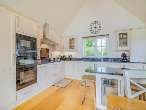 Konyha, Twill Lodge - 4 Swandown in Ilminster