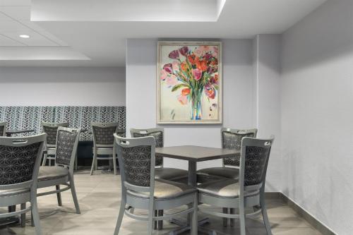 Homewood Suites Williamsburg - image 23