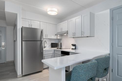 Homewood Suites Williamsburg - image 27