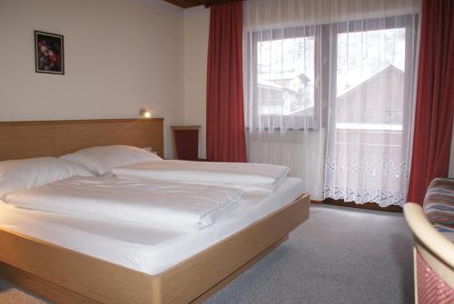 Apart Elisabeth - image 7