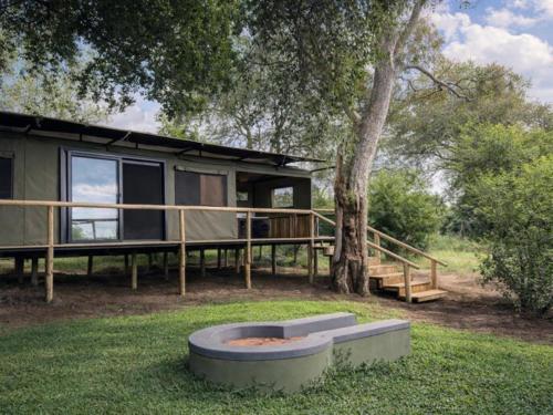 Viesnīcas āriene, Buffalo Tented Camps in Divundu