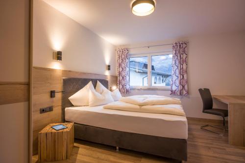 Two-Bedroom Apartment with Balcony (Zillertal Deluxe)