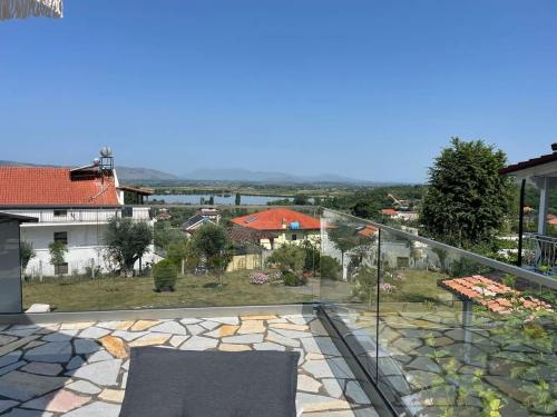The Village Getaway- Kallmet Lezhe in 薩克斯