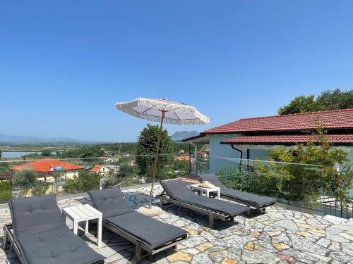 The Village Getaway- Kallmet Lezhe in 薩克斯