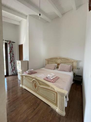 The Village Getaway- Kallmet Lezhe in 薩克斯