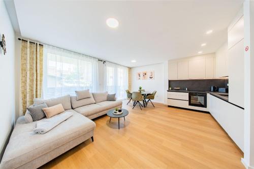 مطبخ, Zagreb 245 - 246 - 247 - 248 - 249 - 5 Units - Three Bedroom Apartments - New - Balcony - Parking -  in Josipdol
