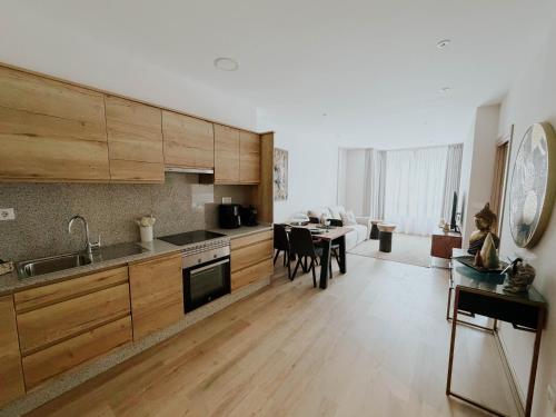 virtuve, Ortegal Home - Stella Maris views in Karino