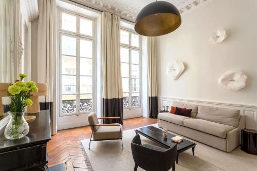 Habitat Parisien - Quatre Septembre Choiseul Opera, Parigi