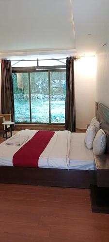 Keran Retreat Hotel in Sharda