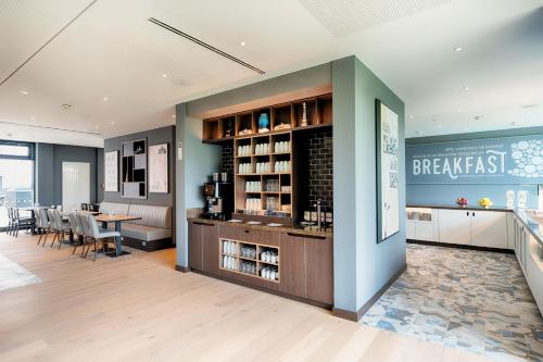 Restaurant, Premier Inn Berlin Airport in Airport Berlin-Schonefeld