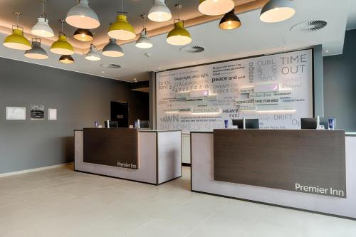 Lobby, Premier Inn Hamburg City Klostertor in Hamburg