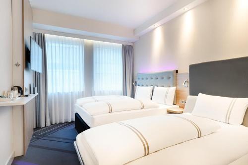 Premier Inn Frankfurt Westend, Frankfurt/Main (photo 3)