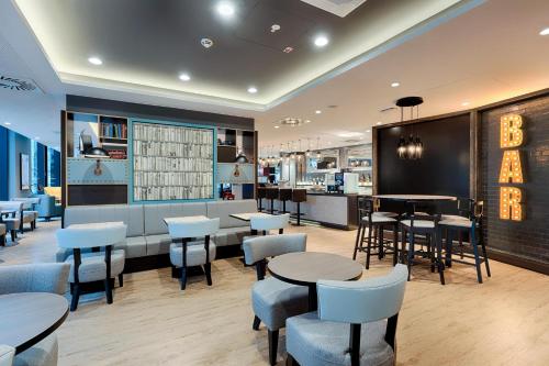 Bar/lounge, Premier Inn Berlin City Wilmersdorf in Wilmersdorf