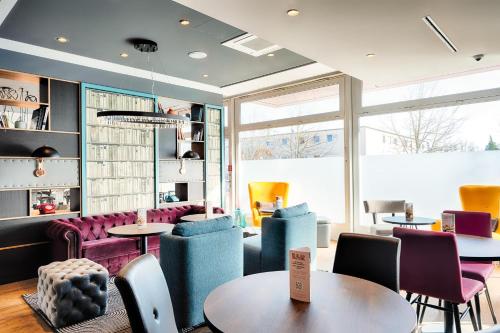 Előcsarnok, Premier Inn München City Ost in Berg am Laim