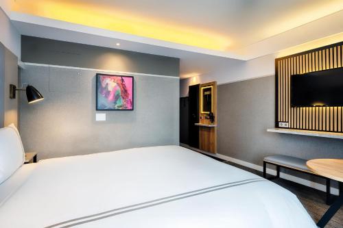 1 double bed