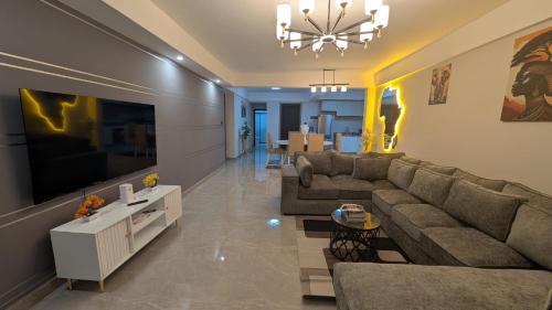 Gastenkamer, Modern 3br Apartment near JKIA Airport & SGR at Apple Tree, Syokimau in Mlolongo