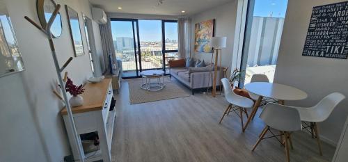 Prime City Apartment Steps from Stadium, plus free parking