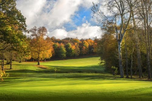 Sandford Springs Hotel and Golf Club