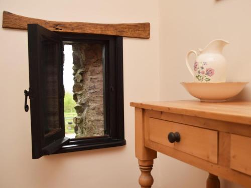 Iekārtas, 2 Bed in Beaworthy oc-hifox in Shebbear
