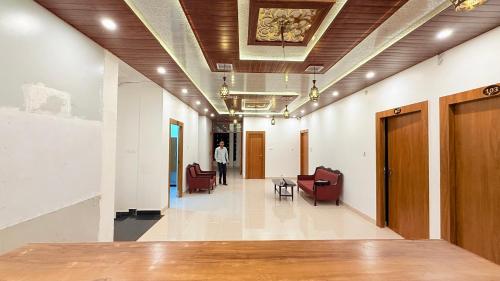 Hotel Blessing Inn & Restaurant - image 3