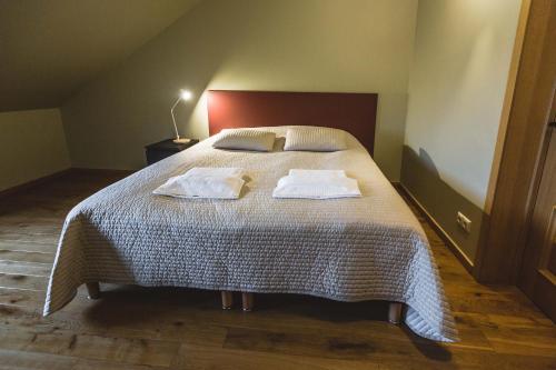 Two-Bedroom Apartment with Balcony image 10