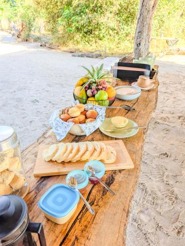 Food and beverages, Camp Naledi - Exclusive Safari Tented Lodge with River View I Full Board I Natural Plunge Pools I Fr in Ngwala