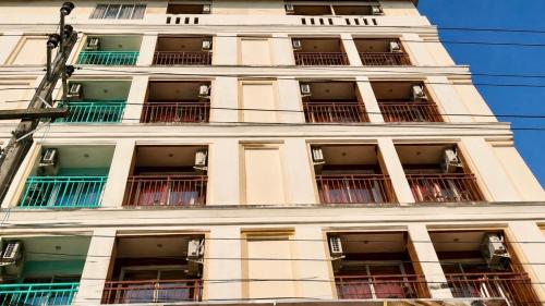 99 Residence Patong Hotel - image 3