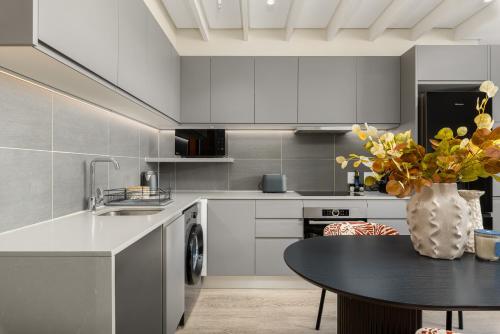 Modern Luxury Living with Lion's Head View - image 7