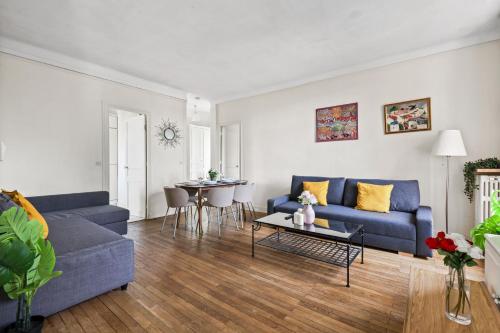 Chic Paris 15 Haven 1 Bedroom Apartment Free Netflix - image 4