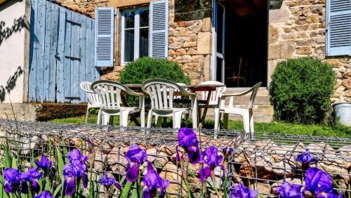 . Charming Country Getaway, Balcony, Views, Office