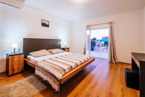 My Dalmatia - Holiday Home Barba Pere with private pool - image 2