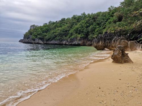 Ngak Ngak Beach Resort in ロンブロン