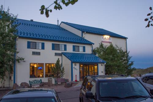 Gold King Mountain Inn - 숙소 외관