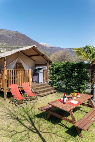 Glamping Italia 90 Mini Lodges