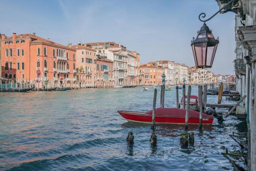 La Loggetta Grand Canal San Marco - One bedroom Apartment Canal View - image 8