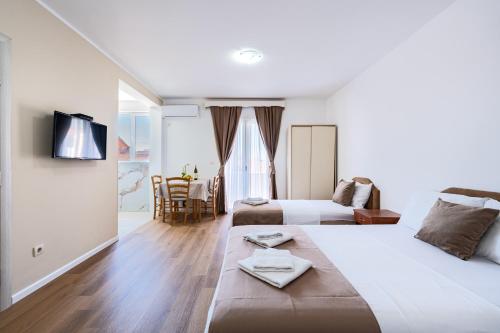 Velaris Apartments