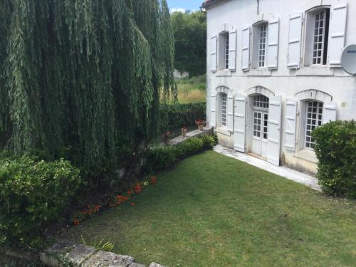 La Maison Du Pont - Chambre d'hôtes - La Rochebeaucourt-et-Argentine