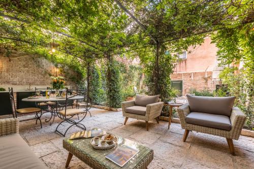 La Baruffa Private House with Garden in Dorsoduro - image 9