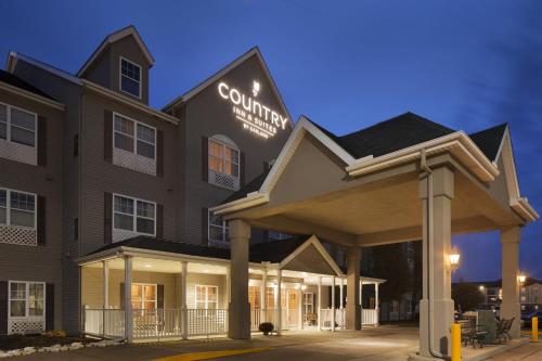 Country Inn & Suites by Radisson, Champaign North, IL