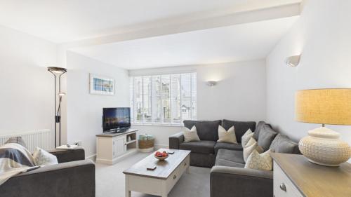 Minarvon - 2 Bedroom Apartment - Saundersfoot - Saundersfoot