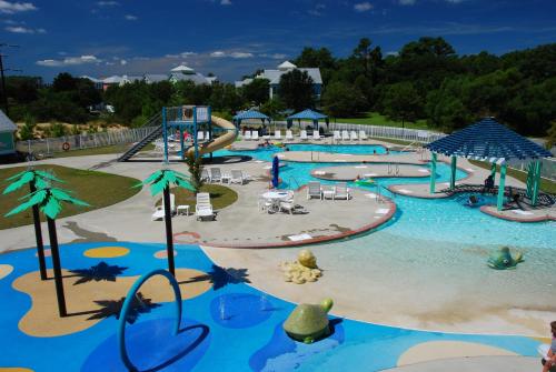 Cambridge Cove at Bermuda Bay by Kees Vacations thumb 4