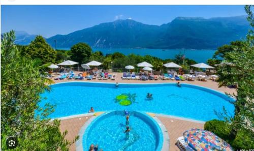 Басейн, Hotel Casa Piantoni in Лимоні Сул Гарда