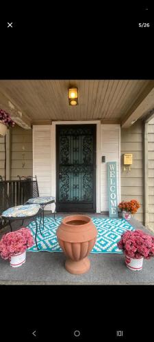 NH room rental - Barberton, OH