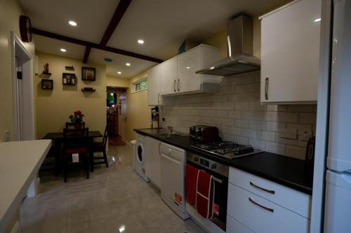 virtuve, 5 bed Coastal Villa Fethard-on-Sea Hook Penisula in Duncannon