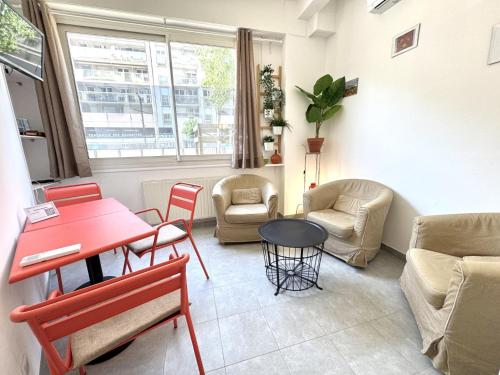 Shared lounge/TV area, CC G Maison Du Grand Sud 2 - Promenade Des Anglais in Le Piol