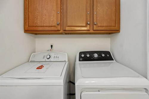 5985 - Surf House - image 2